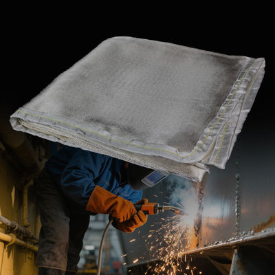 Fiberglass Welding Blanket Fireproof 550C Resistant Thermal Insulation