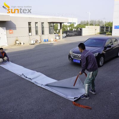 Extra Large EV Car Fire Blanket with 550℃/1000℃ Thermal Resistance for Oxygen Deprivation Fire Control
