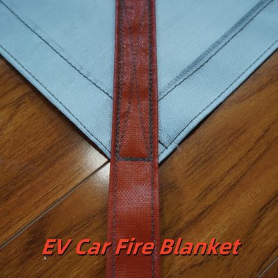 EV Car Fire Blanket Gray 550℃ Thermal Resistance for Sedan SUV