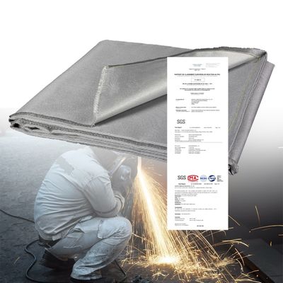 100% Fiberglass Welding Blanket with 550°C Heat Resistance and Acrylic Coating for Fire Protection